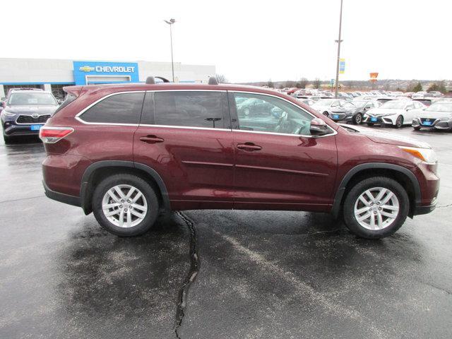 used 2015 Toyota Highlander car, priced at $16,903