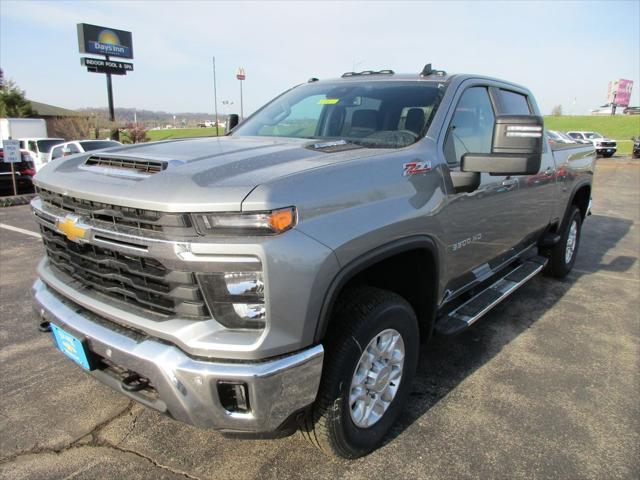 new 2025 Chevrolet Silverado 3500 car, priced at $69,705