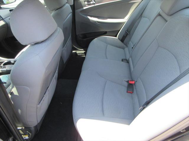 used 2015 Hyundai Sonata Hybrid car, priced at $5,950