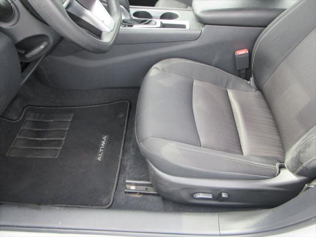 used 2022 Nissan Altima car, priced at $19,800