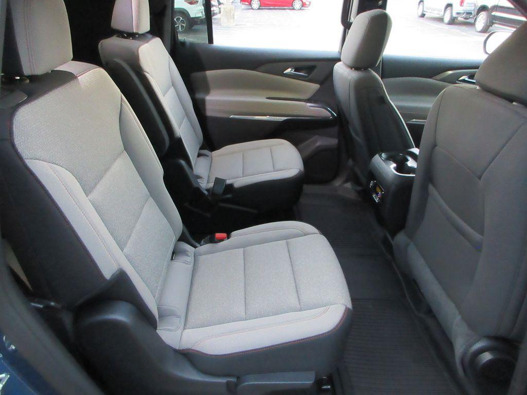 new 2026 Chevrolet Traverse car, priced at $42,759