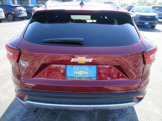 new 2025 Chevrolet Trax car, priced at $22,977