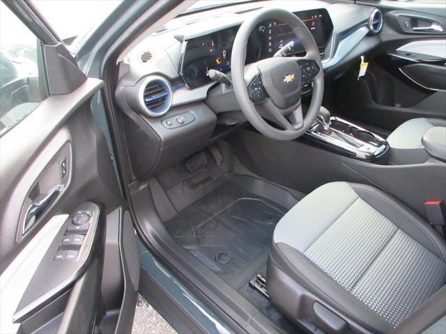 new 2025 Chevrolet Trax car, priced at $23,290