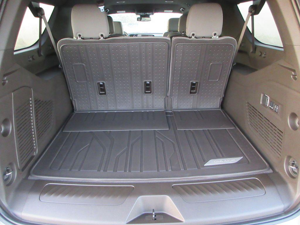 new 2026 Chevrolet Suburban car, priced at $74,289