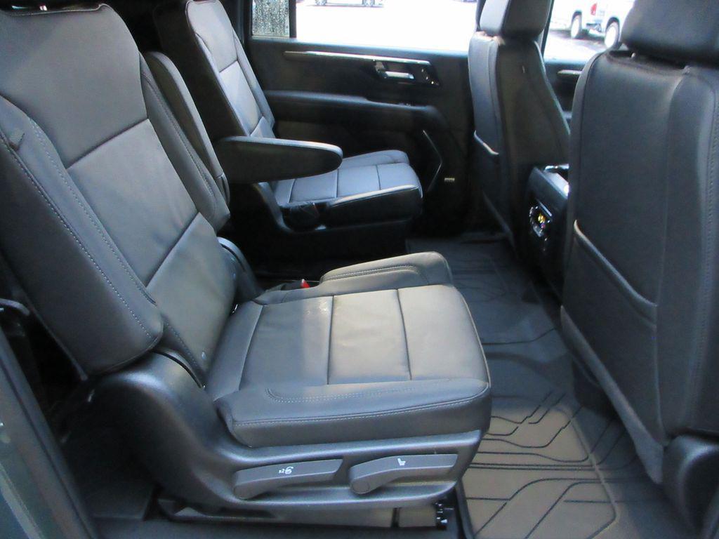 new 2025 Chevrolet Suburban car, priced at $77,300