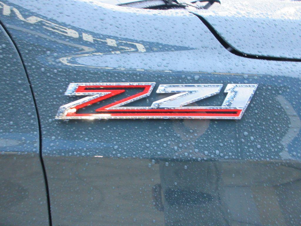 new 2025 Chevrolet Suburban car, priced at $77,300