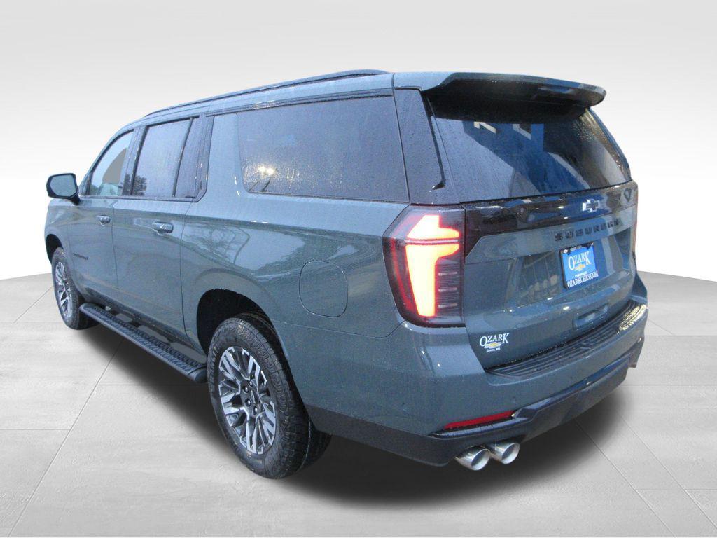 new 2025 Chevrolet Suburban car, priced at $77,300