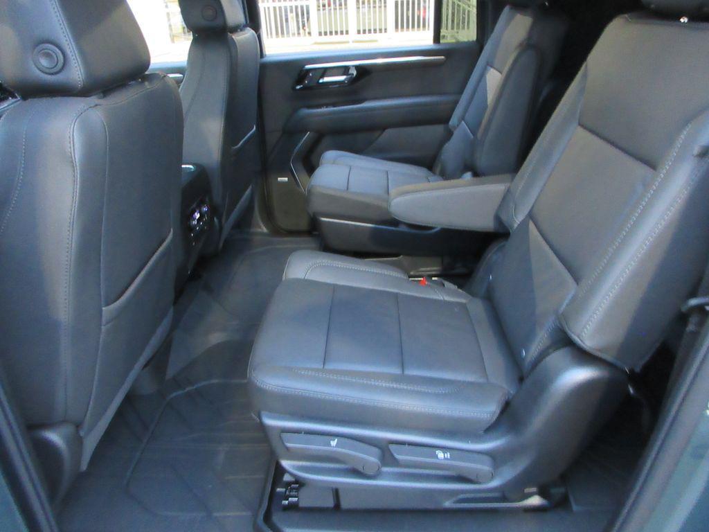 new 2025 Chevrolet Suburban car, priced at $77,300