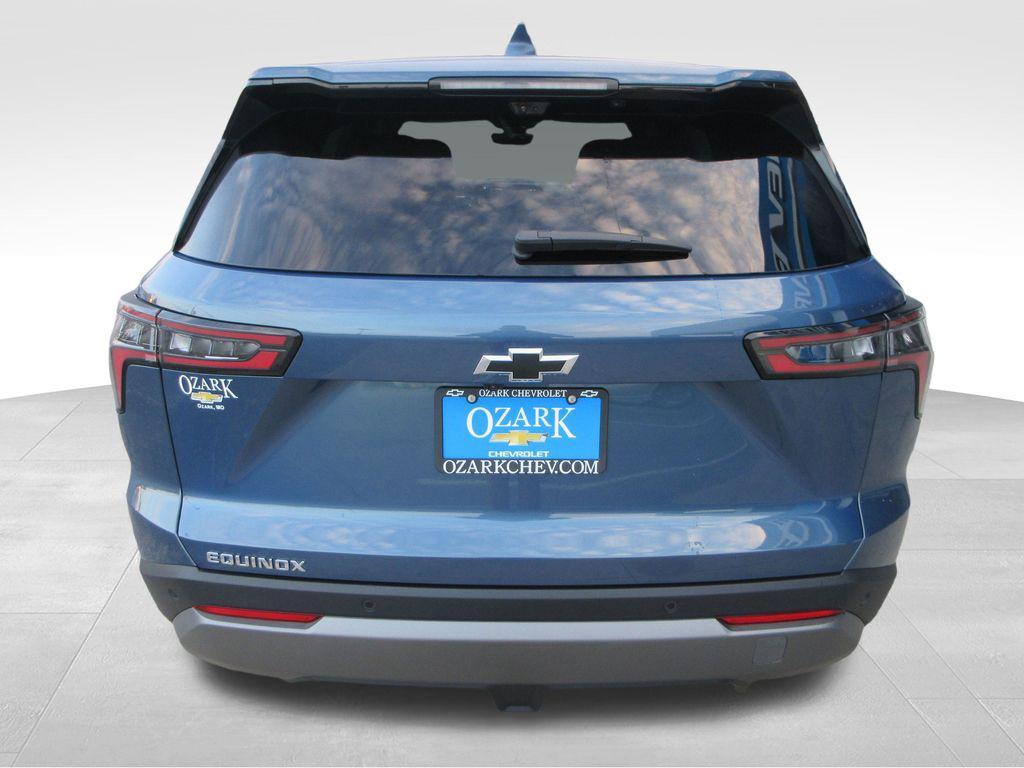 new 2026 Chevrolet Equinox car, priced at $28,524