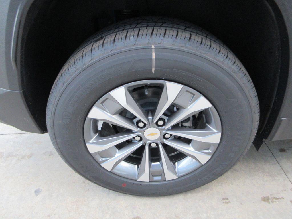 new 2026 Chevrolet Equinox car, priced at $28,524