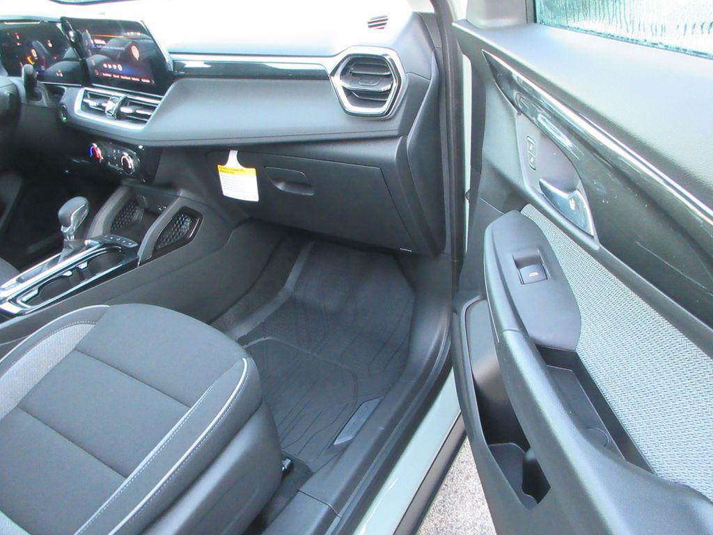 new 2026 Chevrolet TrailBlazer car, priced at $26,079