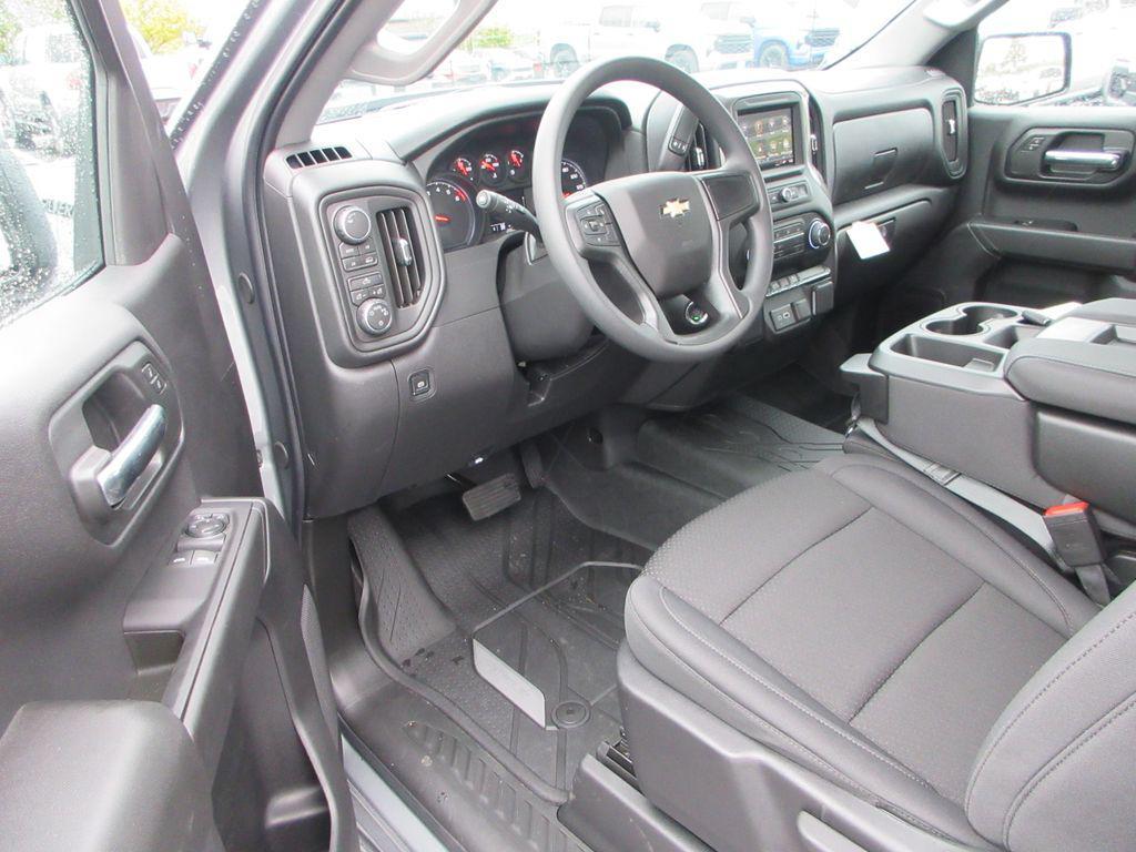 new 2026 Chevrolet Silverado 1500 car, priced at $39,525