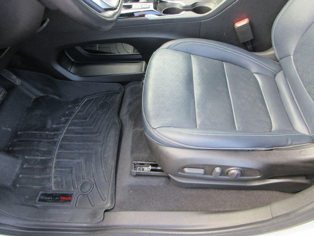 used 2022 Chevrolet Bolt EUV car, priced at $18,700