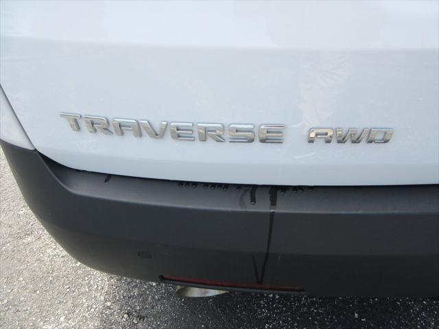 used 2022 Chevrolet Traverse car, priced at $28,868