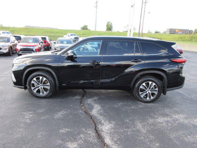 used 2021 Toyota Highlander Hybrid car, priced at $38,950