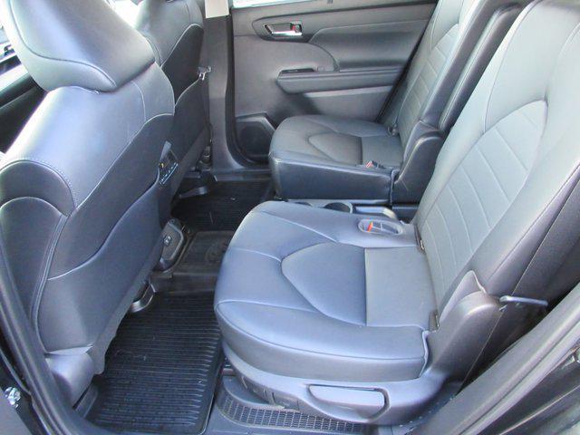 used 2021 Toyota Highlander Hybrid car, priced at $38,950