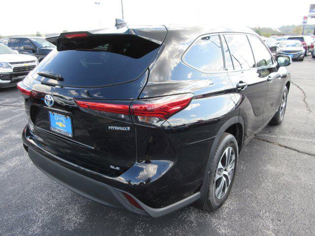 used 2021 Toyota Highlander Hybrid car, priced at $38,950