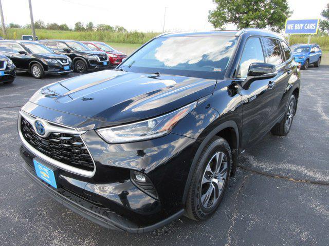 used 2021 Toyota Highlander Hybrid car, priced at $38,950