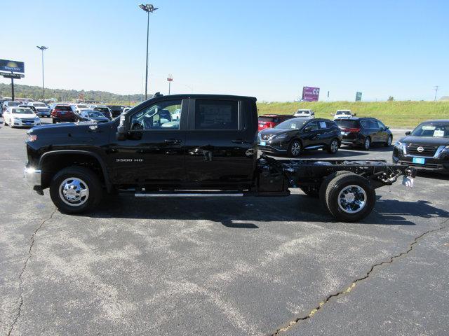 new 2025 Chevrolet Silverado 3500 car, priced at $63,599