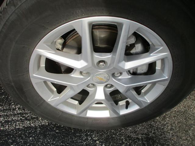 used 2023 Chevrolet Equinox car, priced at $23,880