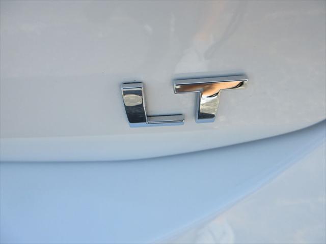 used 2022 Chevrolet Equinox car, priced at $23,800