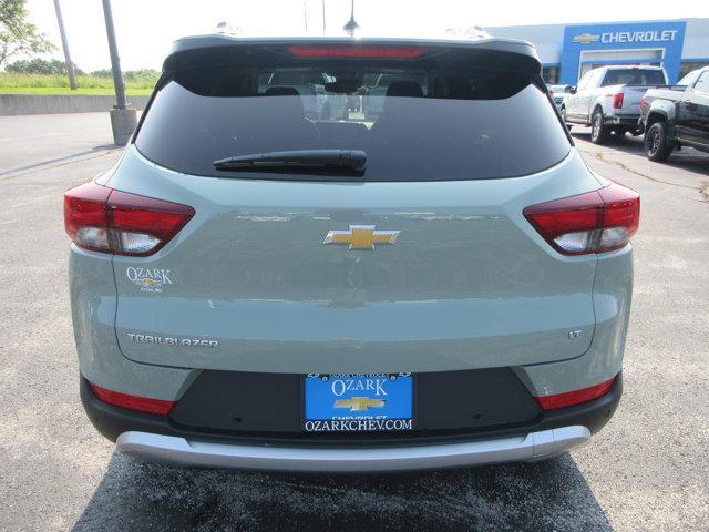 new 2025 Chevrolet TrailBlazer car, priced at $27,491
