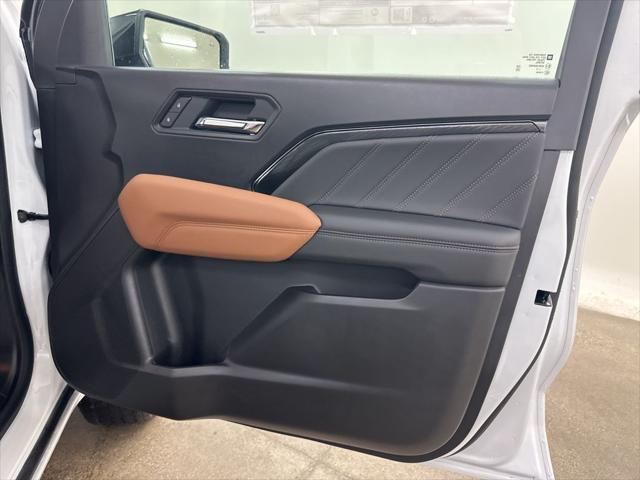 new 2025 GMC Canyon car, priced at $46,579