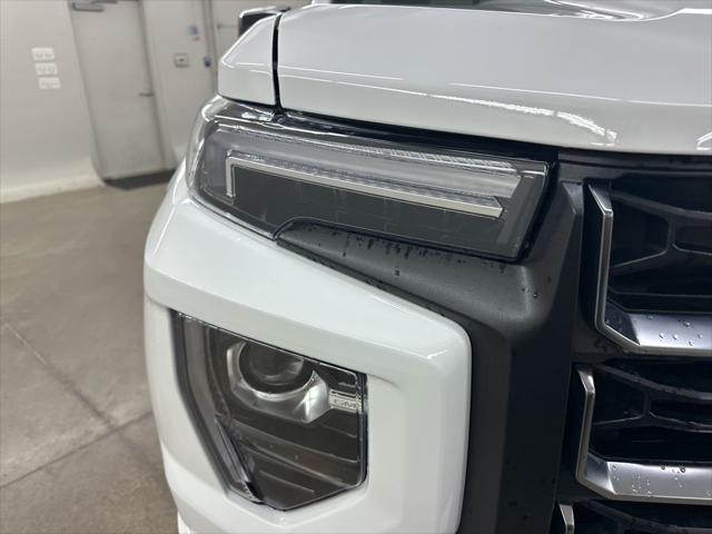 new 2025 GMC Canyon car, priced at $46,579