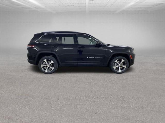 new 2024 Jeep Grand Cherokee car, priced at $46,343