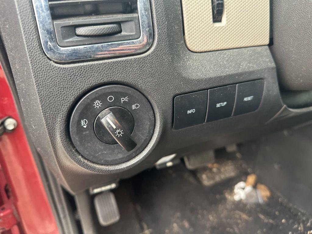 used 2011 Mercury Mariner car, priced at $7,499