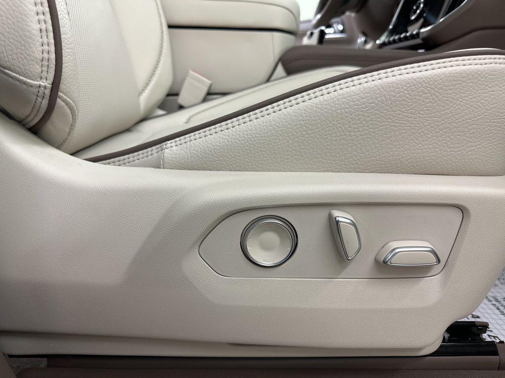 new 2025 GMC Yukon XL car, priced at $86,660