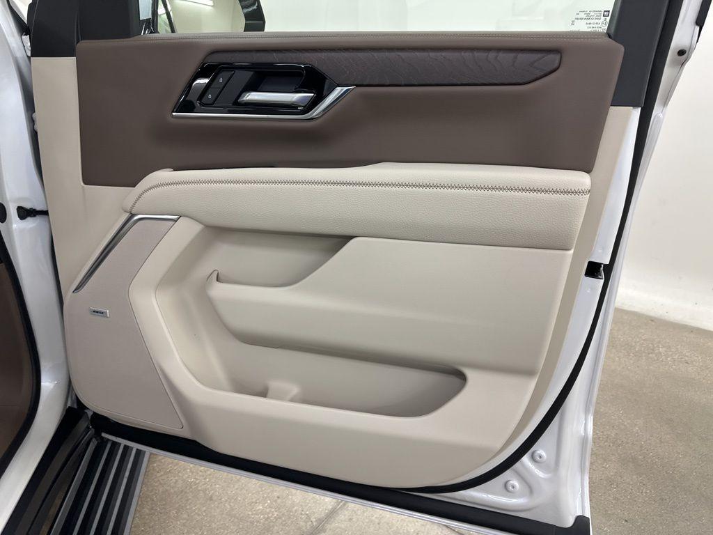new 2025 GMC Yukon XL car, priced at $86,660