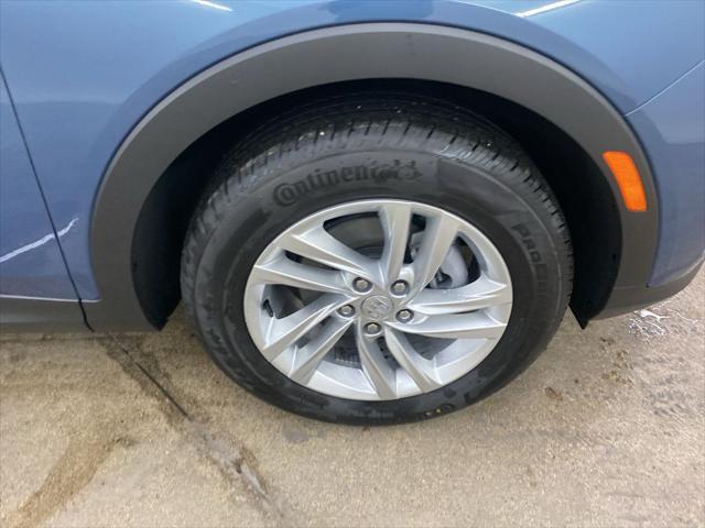new 2025 Buick Envista car, priced at $24,930