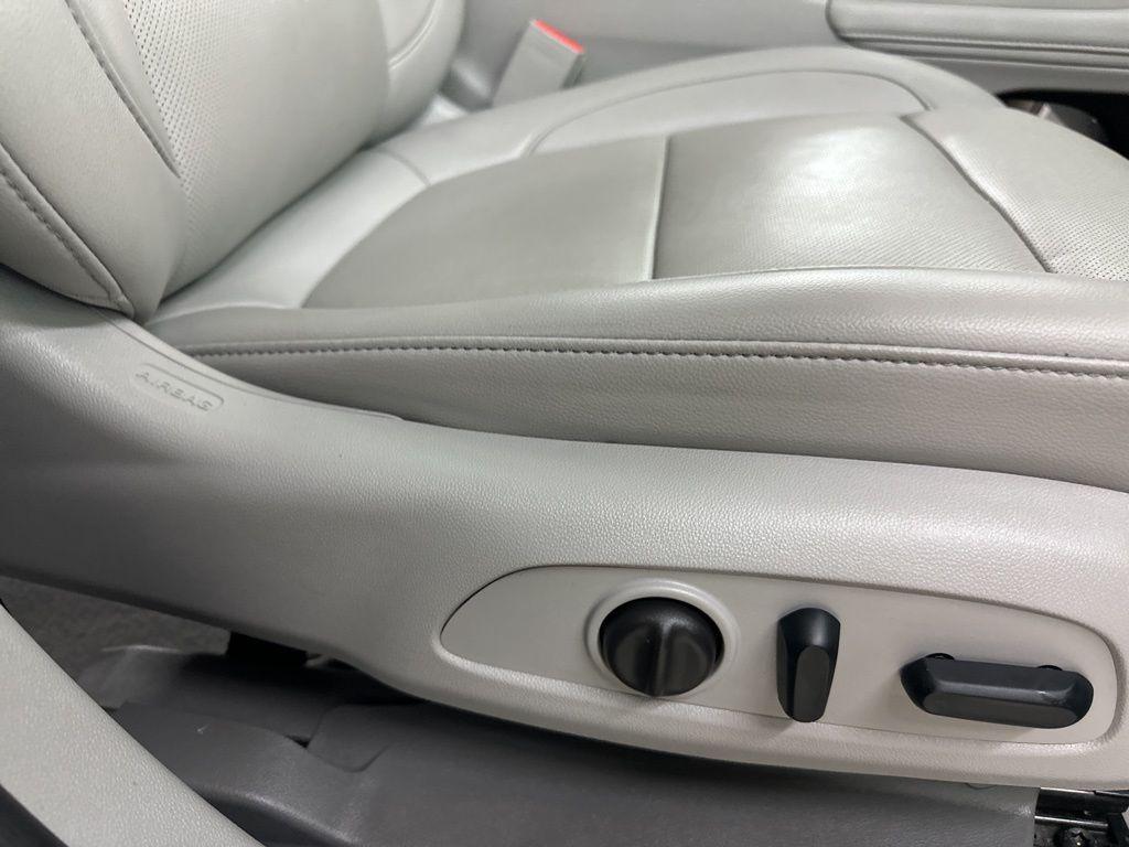 used 2022 GMC Acadia car, priced at $26,899