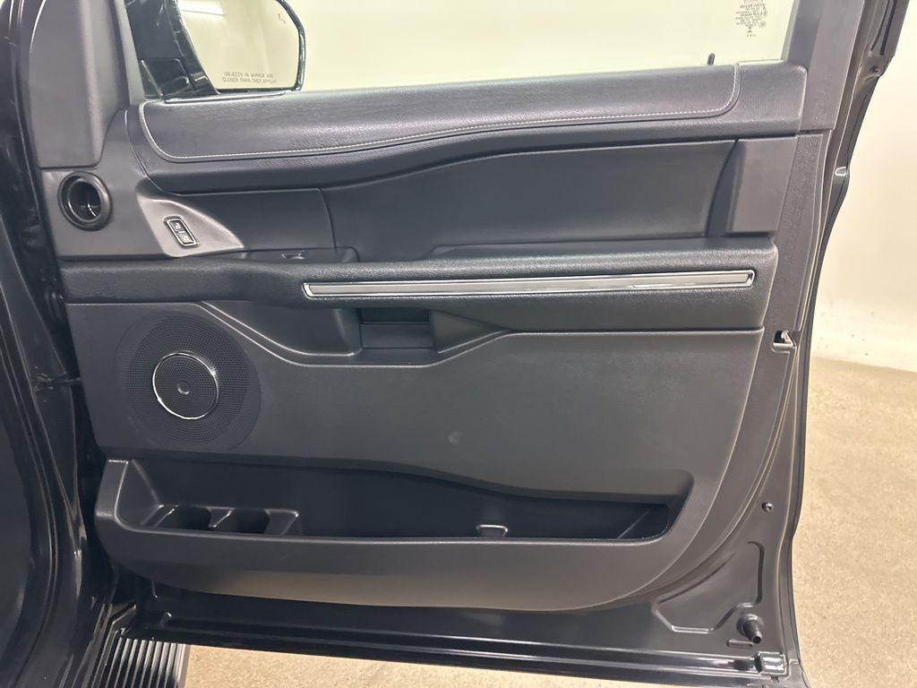 used 2024 Ford Expedition car, priced at $45,999