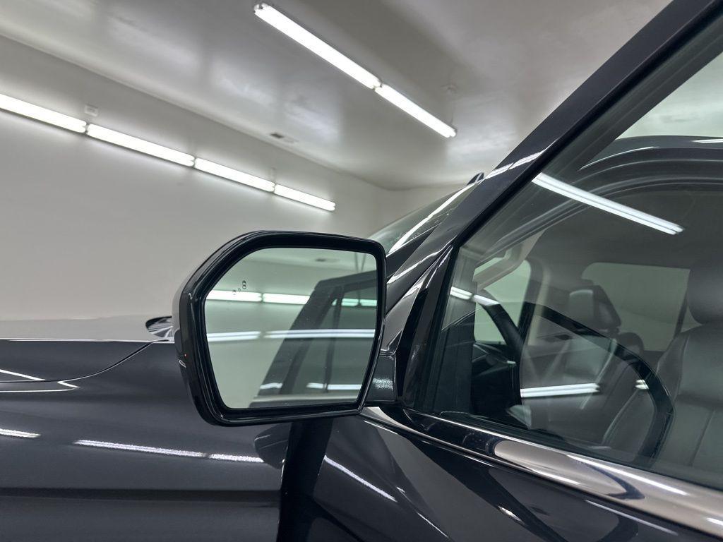 used 2024 Ford Expedition car, priced at $45,999