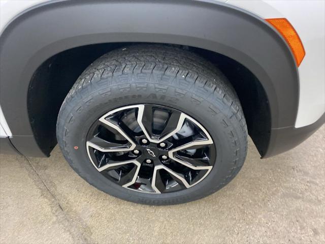 new 2025 Chevrolet TrailBlazer car, priced at $29,943