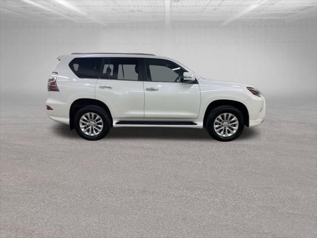 used 2022 Lexus GX 460 car, priced at $52,499