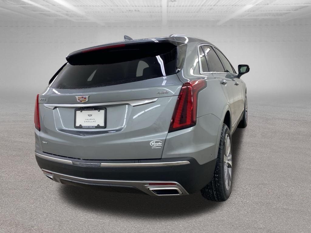 new 2025 Cadillac XT5 car, priced at $52,765