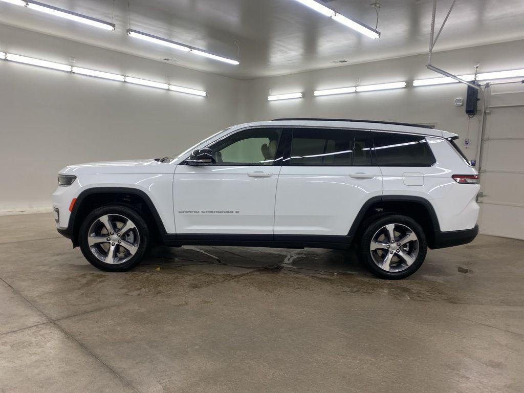 new 2025 Jeep Grand Cherokee L car, priced at $47,640