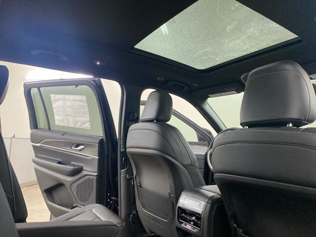 new 2025 Jeep Grand Cherokee L car, priced at $53,197