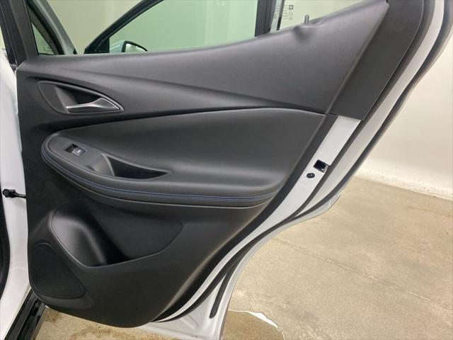 new 2025 Buick Encore GX car, priced at $29,070