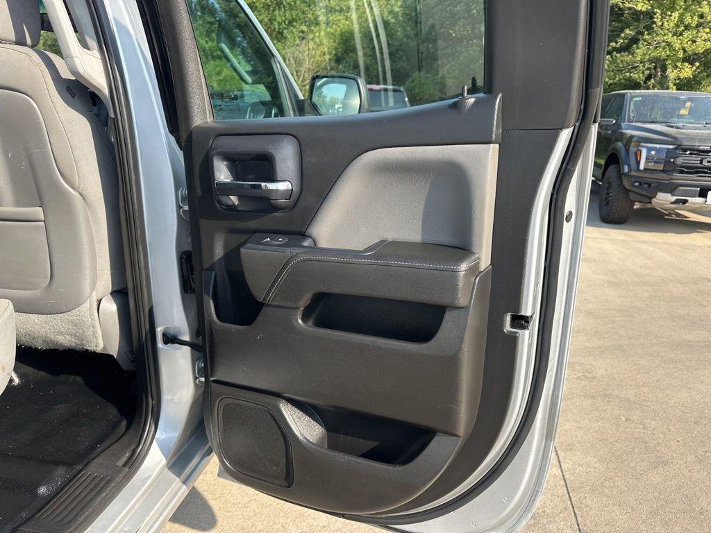 used 2015 Chevrolet Silverado 2500 car, priced at $10,000