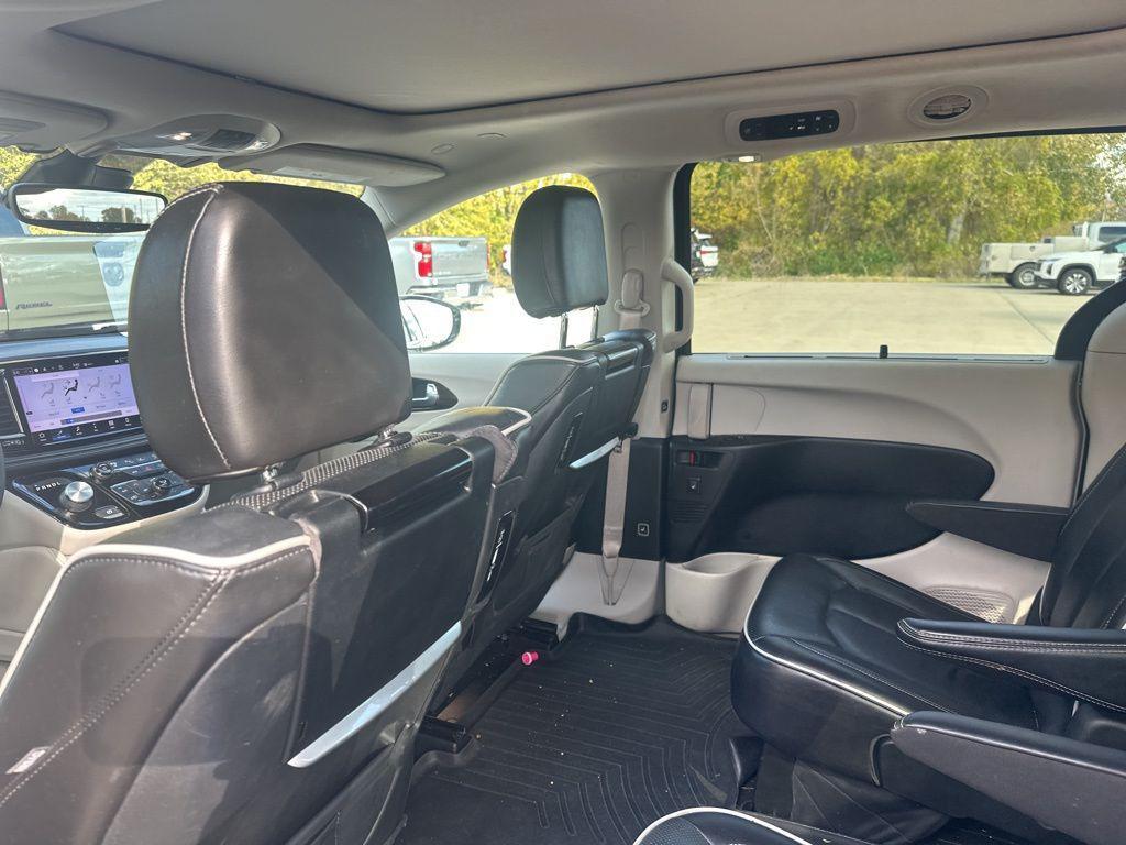 used 2022 Chrysler Pacifica car, priced at $37,999