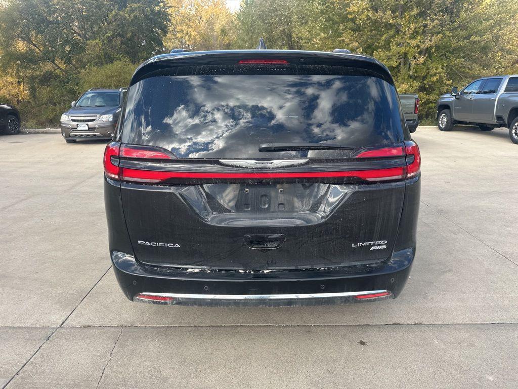 used 2022 Chrysler Pacifica car, priced at $37,999