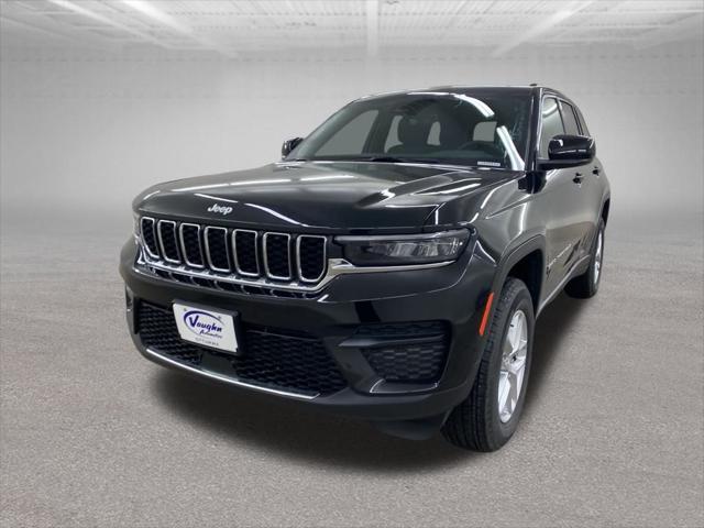 new 2025 Jeep Grand Cherokee car, priced at $37,770