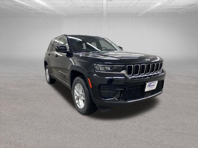 new 2025 Jeep Grand Cherokee car, priced at $37,770