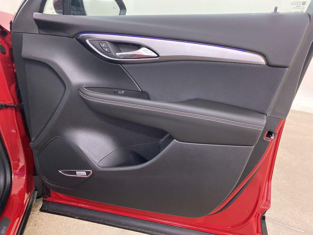 new 2025 Buick Envision car, priced at $38,014