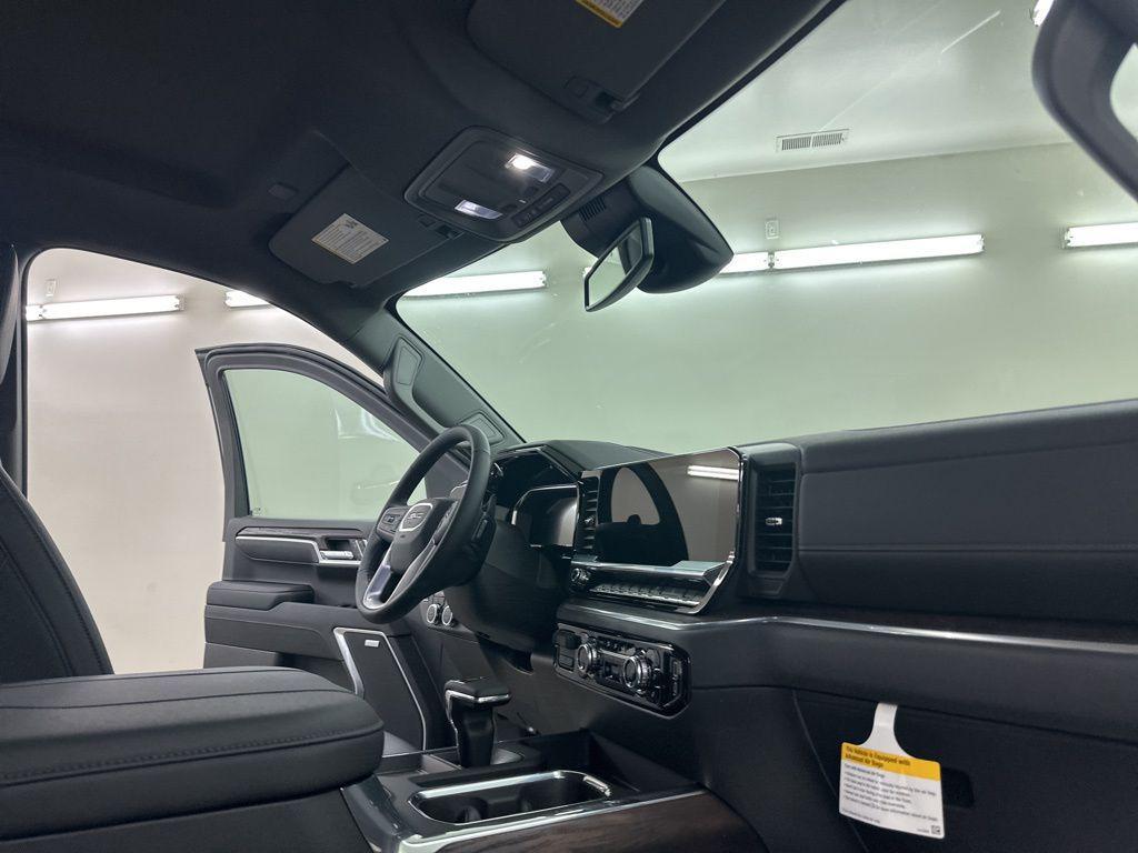 new 2026 GMC Sierra 1500 car, priced at $57,253