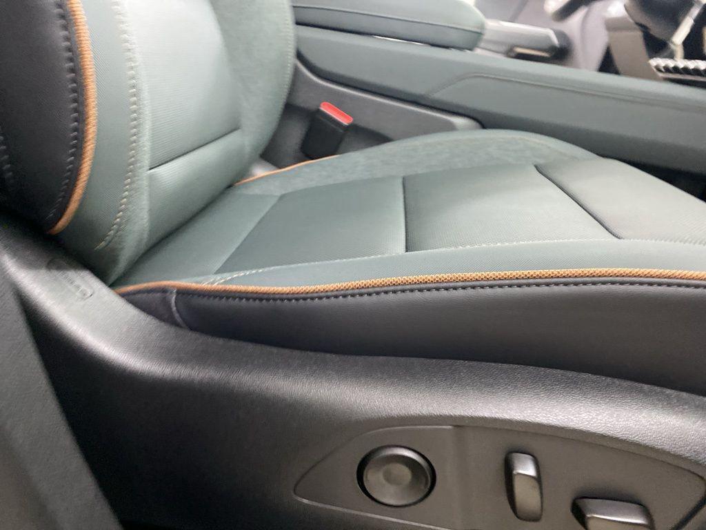 new 2025 GMC Acadia car, priced at $49,440